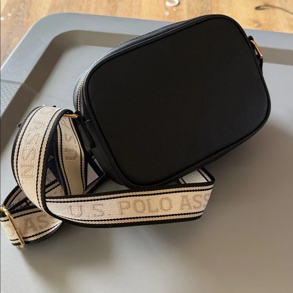 U.S. Polo Assn. Black Crossbody Bag with Ivory Logo Strap - Picture 4 of 5